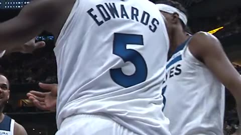 NBA, Anthony Edwards throws it down!