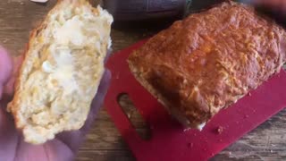 How to make Beer Bread with Sour Cream, Cheddar Cheese & Onion