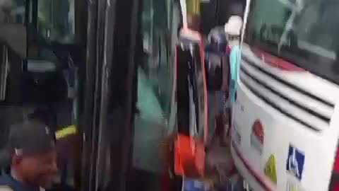 Triple choque de buses de Transcaribe