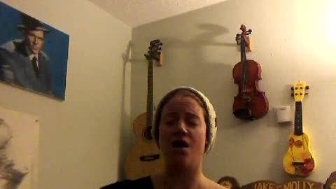 Molly Mae covers "Hallelujah "
