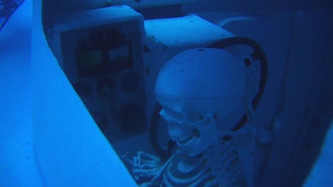 POV: DeepSpot sunken wreck scuba diving