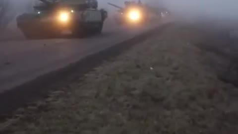 Column of T-90M tanks "Breakthrough"