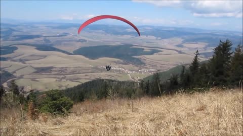Funny Paragliding Moments