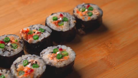 Easy tuna Kimbap recipe with green vegetable (longbean)