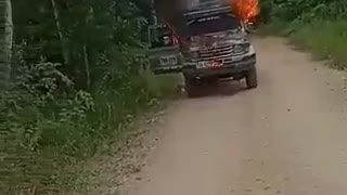 Incineran vehículo en el Sur de Bolívar