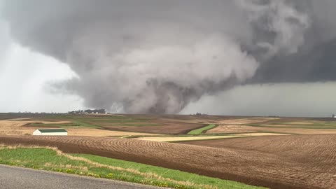 Massive Wedge Tornado Near Shelby, Iowa
