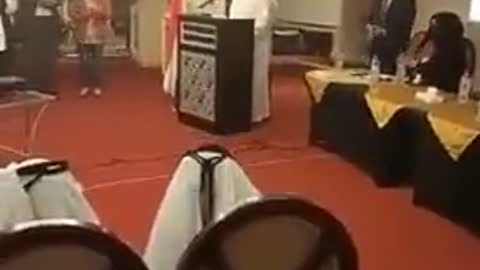 Embaixador saudita tem mal súbito no meio de uma conferencia