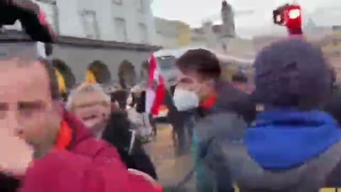 MSM chased away from anti Coronavirus passport and mandate protest in Austria