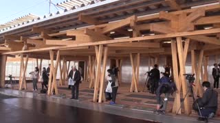 Video: Tokio 2020 muestra una plaza "reciclable" como epicentro de la Villa Olímpica