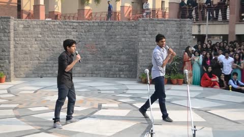 Singing program students enjoying in college