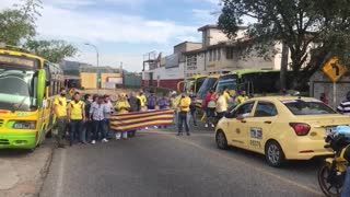 Bloqueos y plan tortuga: así avanza el paro de transportadores en Bucaramanga