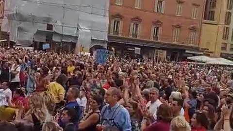 Manifestazione di Bologna "Primum Non Nocere", 22/05/2021 (frammento)