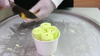 banana ice cream rolls street food