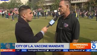 People in LA are protesting against vaccine mandate