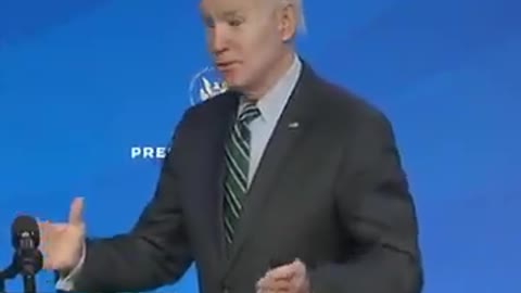 Biden's brain reboots on live TV