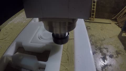 USINAGEM DE PEAD EM ROUTER CNC