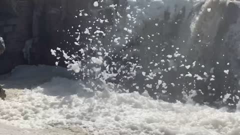 Spinning foam