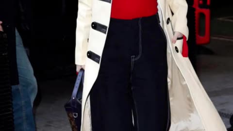 Selena Gomez Overcoat Outfits