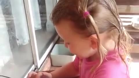 Little Girl Hilariously Gets Alexa To Listen To Her