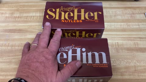 Jeremy's Candy He/Him She/Her unboxing & Halloween 2023 handout