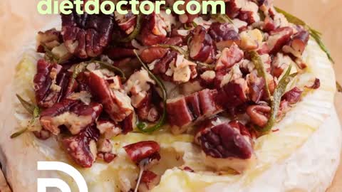 1-Min Recipe • Baked Brie cheese • Quick and keto! by diet Doctor
