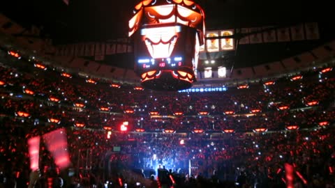 The grand Opening of Chicago Bulls first home game 2014-15