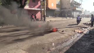 Incendios y barricadas en inicio de una nueva jornada de protestas en Haití