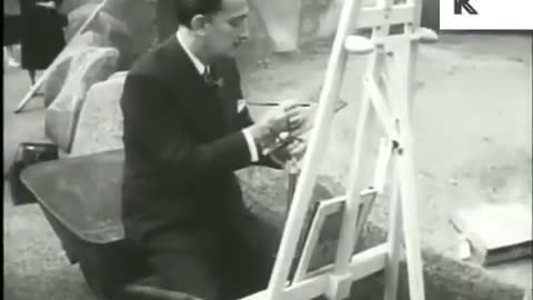 1950s, captivating sight unfolded at a zoo: none other than a Salvador Dalí painting coming to life