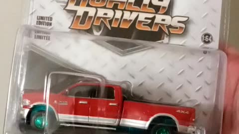 Greenlight DUALLY DRIVERS Green machine chase car