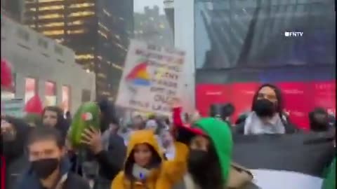 Hamas Sympathizers Take Over The Entrance To The World Trade Center In NYC