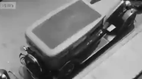 Self-parking in 1933.