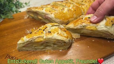 A simple potato roll filled with puff pastry! Delicious dinner!