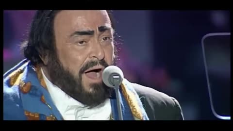 Luciano Pavarotti, James Brown - It's A Man's Man's Man's World (Stereo)