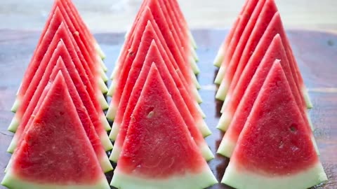 How to Cut a Watermelon #5minute crafts hacks,crafts. #short