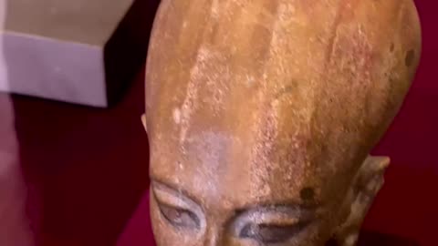 THE PHAROH AKHENATEN THE 10TH RULER OF THE 18TH DYNASTY