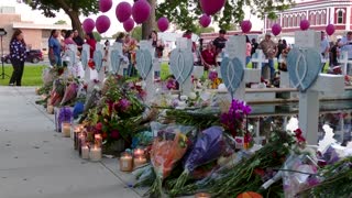 Uvalde residents gather at memorial in town square