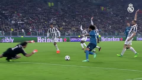 Amazing bicycle kick by CR7 while Real Madrid vs Juventus (3-0) #bicyclekickgoal