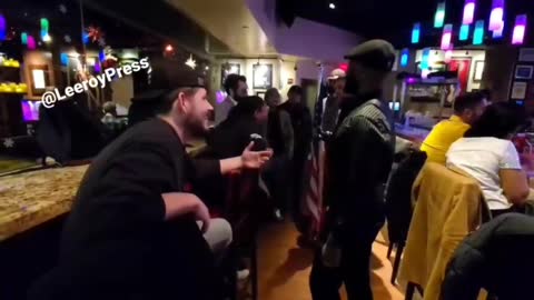 NYC: Protesters against mandates enter Hard Rock Cafe in NYC