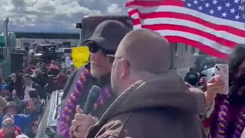 Freedom Convoy USA - California truckers sing "Amazing Grace" as the convoy heads to DC, lots of people