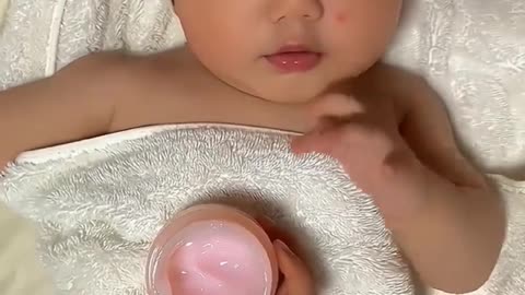 Cute baby viral video