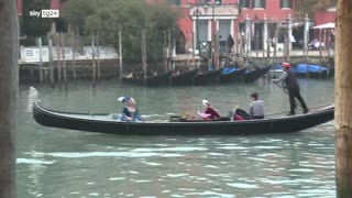 Italy facing drought alert as Venice canals run dry