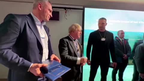 Boris Johnson awarded honorary citizenship of Kyiv