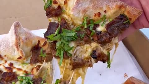 Would you eat this cheesy Carne Asada Pizza Got this delicious pizza