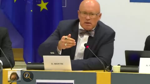 Ein Angriff auf die menschliche Rasse (Dr. D. Martin @ International Covid Summit III EU Parlament)