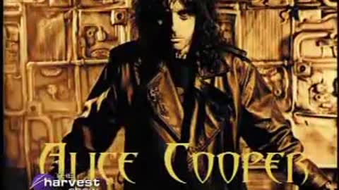 Surprise! Alice Cooper is a Christian
