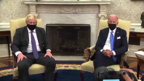 BIZARRE: Biden Staffers Interrupt Boris Johnson Mid-Sentence To Tell Media To Leave White House
