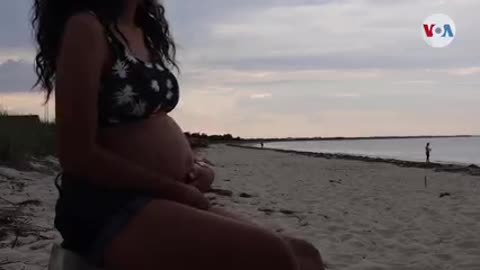 Pregnant Venezuelan migrant says she regrets migrating to the United States