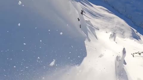 I am amazed at the courage. New world record. Pro Snowboarder