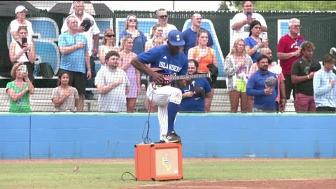 Young Baseball Player Performs National Anthem Before His Game