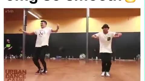 Amazing Break Dance !! Impossible by Two Boys
